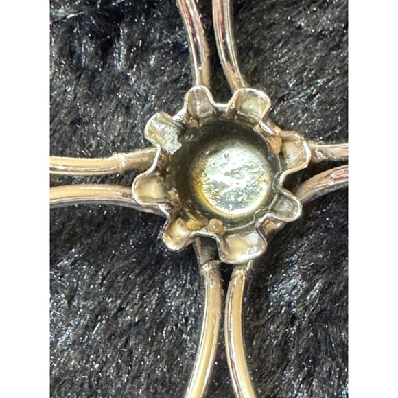 Vintage Mid Century Decorative Metal Flower  Candle Holders - Picture 8 of 9